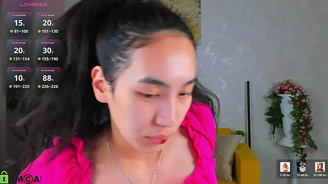 FlirtyAura online show from 4, 2, 2026