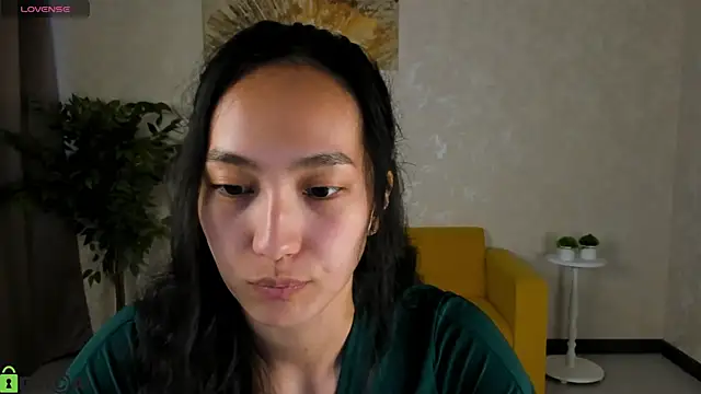 Snapshot of FlirtyAura chatting on 11, 5, 2026 FlirtyAura online show from 11, 5, 2026
