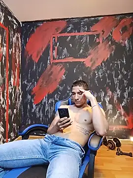 Snapshot of jhonny_thes28 chatting on 14, 5, 2026 jhonny thes28 online show from 14, 5, 2026