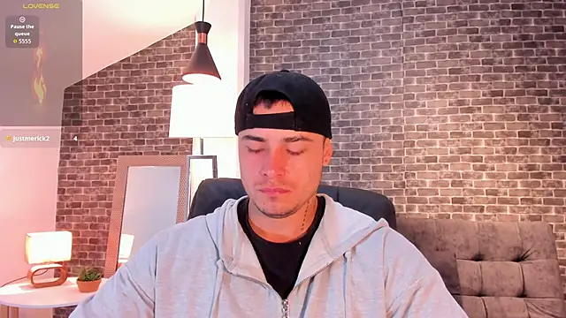 connorsmiith online show from 13, 10, 2025