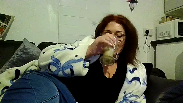 RubyyRosee online show from 16, 4, 2026