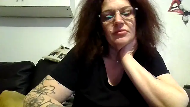 RubyyRosee online show from 20, 4, 2026