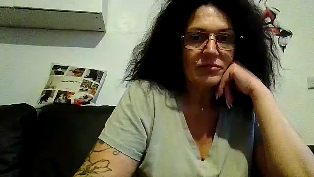 RubyyRosee online show from 12, 6, 2026