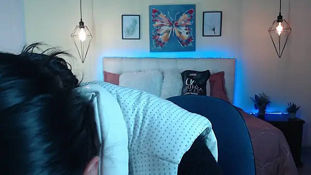 Megan 05  online show from 19, 7, 2026