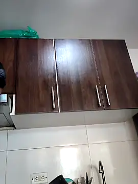 Megara 25 online show from 22, 10, 2025