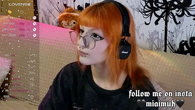 mia  yui online show from 14, 9, 2025