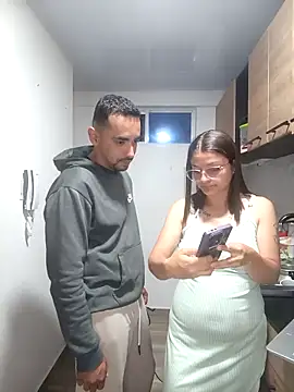 stivenlujan69 online show from 13, 9, 2025