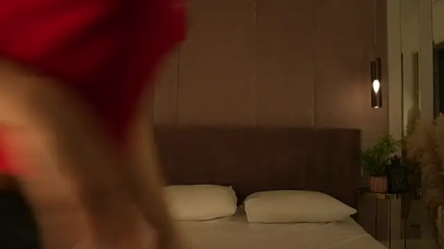 AdoraCortes online show from 27, 4, 2026