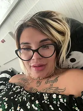Princess-Jasmine07 online show from 25, 7, 2026