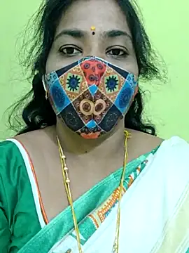 Snapshot of Tamil_Mithra chatting on 18, 5, 2026 Tamil Mithra online show from 18, 5, 2026