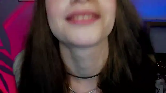 LuxMaya online show from 6, 10, 2025