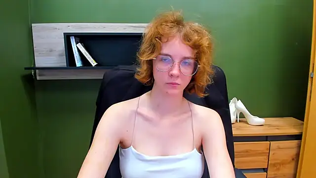 juicyPenny online show from 9, 9, 2025