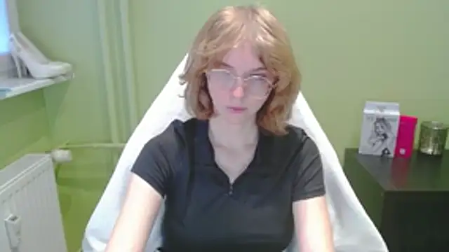 juicyPenny online show from 16, 12, 2025