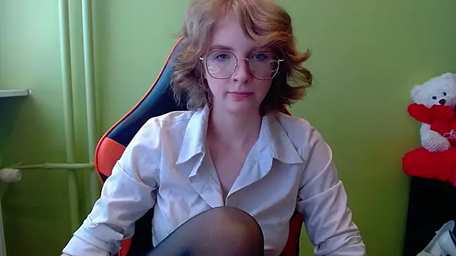 juicyPenny online show from 24, 4, 2026