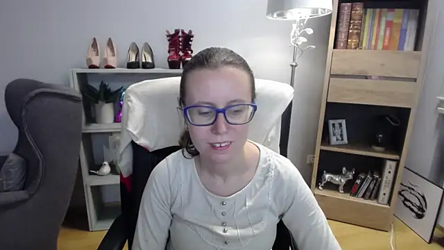 sweetxLizzy online show from 5, 11, 2025