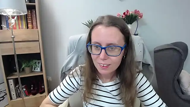sweetxLizzy online show from 10, 6, 2026