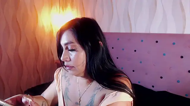 Naomi Braunx online show from 6, 6, 2026