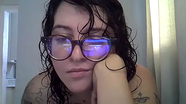 Snapshot of Blue_Liz chatting on 18, 9, 2025 Blue Liz online show from 18, 9, 2025