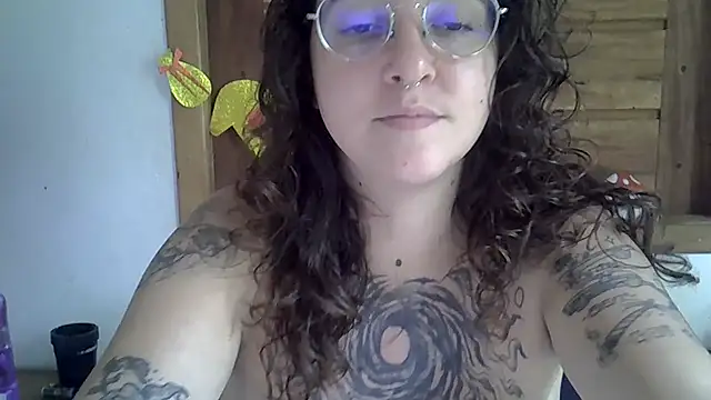 Snapshot of Blue_Liz chatting on 3, 4, 2026 Blue Liz online show from 3, 4, 2026