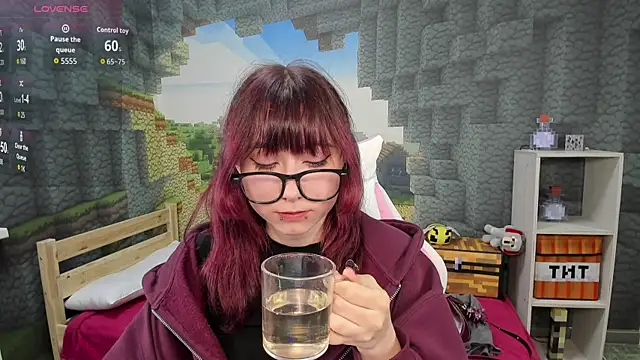 ClaraParks online show from 7, 11, 2025