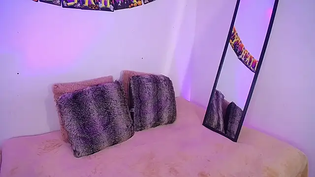 Dulcey  online show from 8, 10, 2025