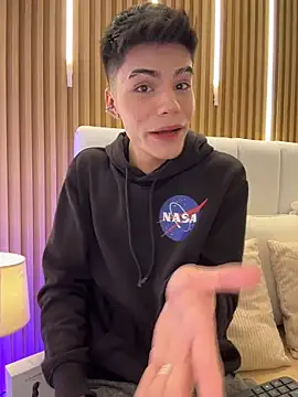 Dulcey  online show from 27, 4, 2026