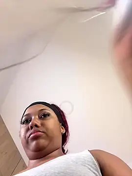 Snapshot of _Zahara_ chatting on 16, 1, 2026 Zahara online show from 16, 1, 2026