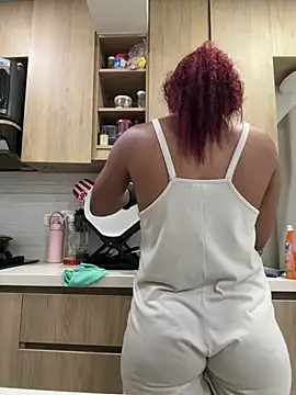 Snapshot of _Zahara_ chatting on 3, 2, 2026 Zahara online show from 3, 2, 2026