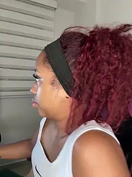 Snapshot of _Zahara_ chatting on 18, 2, 2026 Zahara online show from 18, 2, 2026