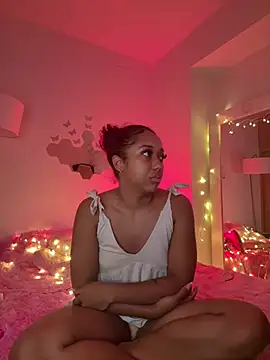 Snapshot of _Zahara_ chatting on 14, 5, 2026 Zahara online show from 14, 5, 2026