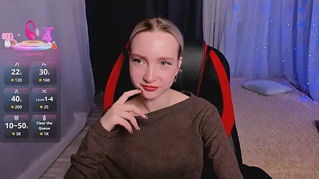 EllaBloom online show from 11, 3, 2026