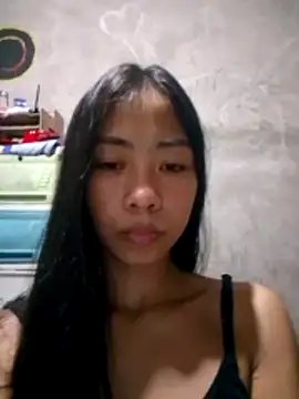 SweetMissPinay18 online show from 1, 6, 2026