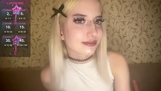 kittywithu online show from 21, 10, 2025