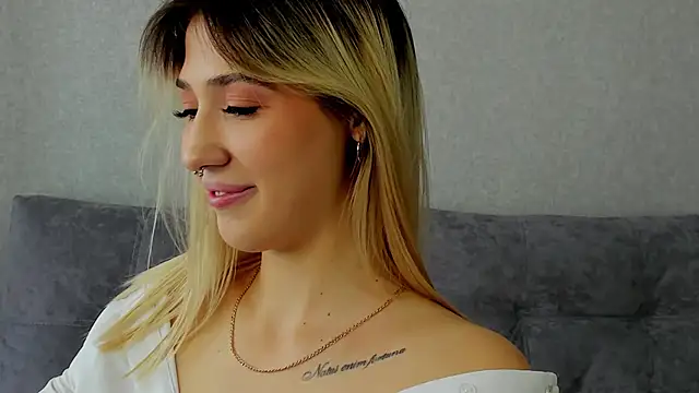 Bella svon online show from 11, 9, 2025