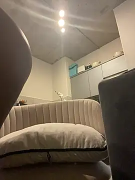 prettydollyy online show from 22, 4, 2026