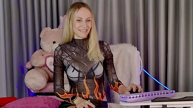 goddess kate   online show from 2, 11, 2025