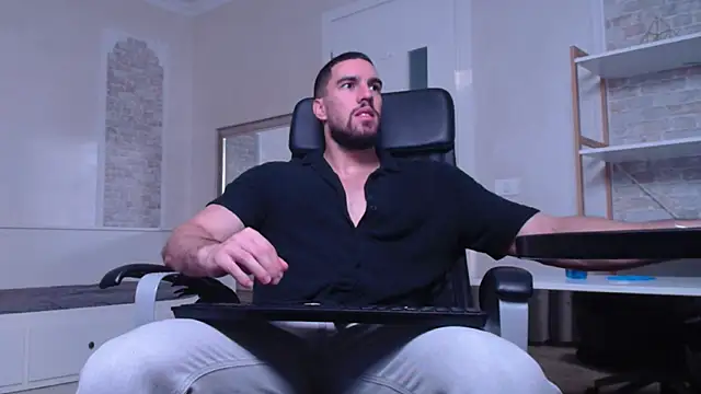 IvanHydee online show from 21, 9, 2025