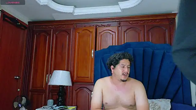 RoxyandAron2 online show from 5, 6, 2026