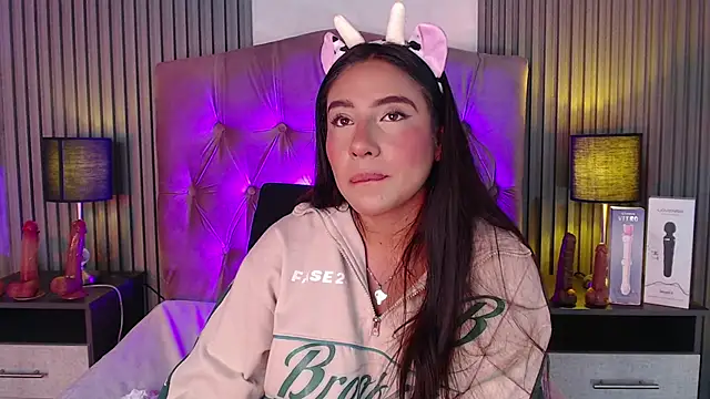 Snapshot of Bonnali_lune chatting on 21, 10, 2025 Bonnali lune online show from 21, 10, 2025