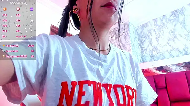 Snapshot of Sheilly_brown chatting on 15, 1, 2026 Sheilly brown online show from 15, 1, 2026