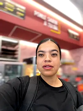 JuanitaMore01 online show from 24, 9, 2025