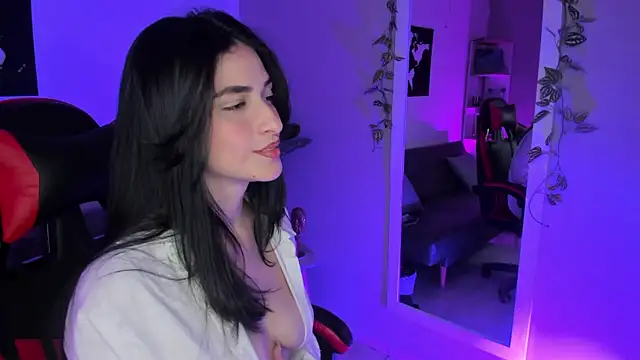 Snapshot of ZoeValencia1 chatting on 21, 9, 2025 ZoeValencia1 online show from 21, 9, 2025