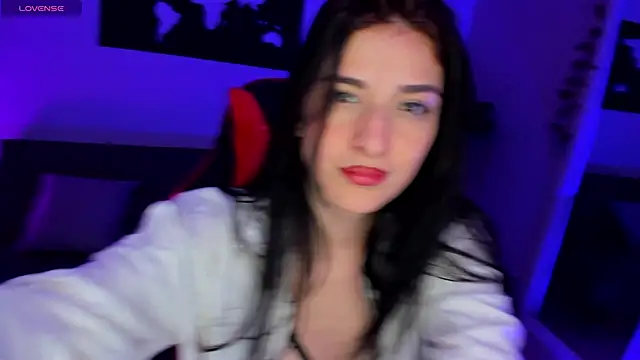 Snapshot of ZoeValencia1 chatting on 13, 11, 2025 ZoeValencia1 online show from 13, 11, 2025