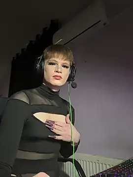FemboyShow online show from 24, 7, 2026