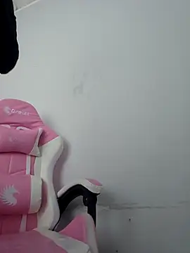 Miss Pompitas23 online show from 24, 9, 2025