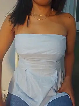 Snapshot of Miss_Pompitas23 chatting on 8, 6, 2026 Miss Pompitas23 online show from 8, 6, 2026