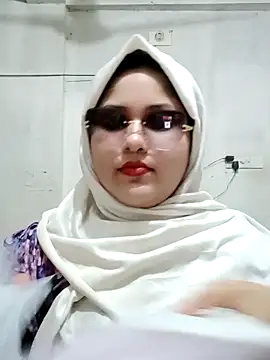 Snapshot of Nusrat-N chatting on 7, 5, 2026 Nusrat-N online show from 7, 5, 2026