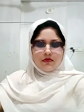 Snapshot of Nusrat-N chatting on 1, 6, 2026 Nusrat-N online show from 1, 6, 2026