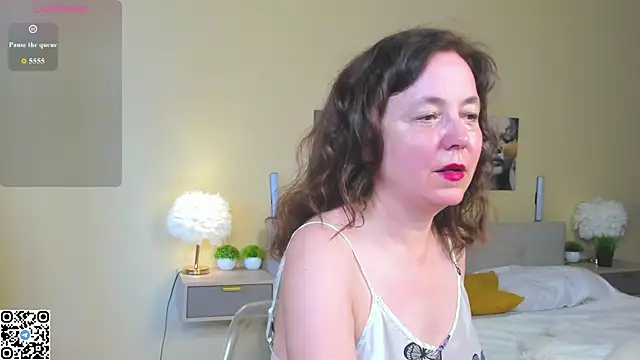Snapshot of Kira_Adler chatting on 7, 6, 2026 Kira Adler online show from 7, 6, 2026