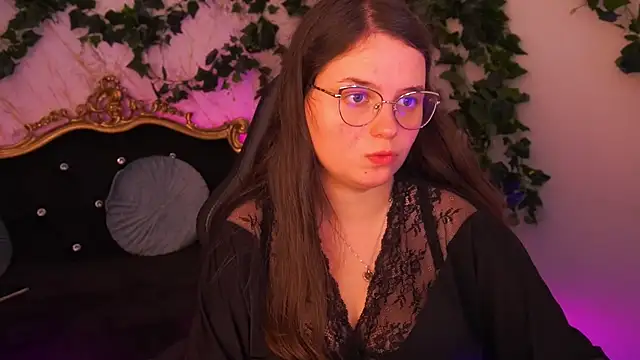 SophieDreamss online show from 2, 12, 2025